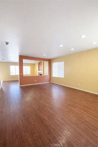 15082 Zircon, Victorville, CA 92394