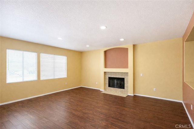 15082 Zircon, Victorville, CA 92394