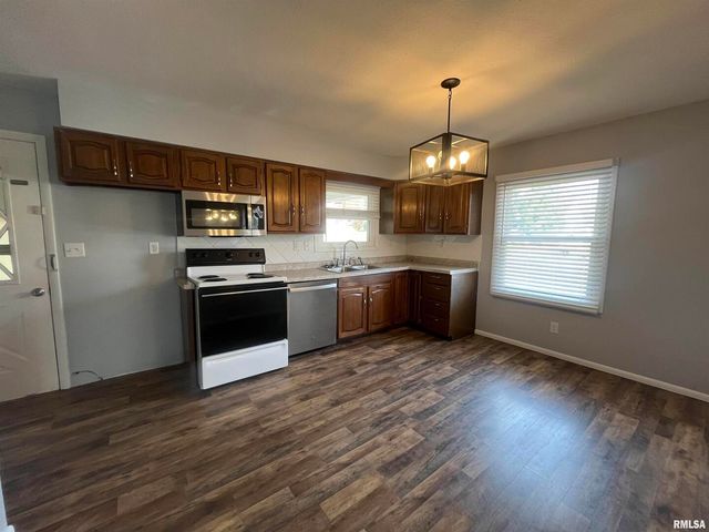 314 E 8TH Street, Metropolis, IL 62960