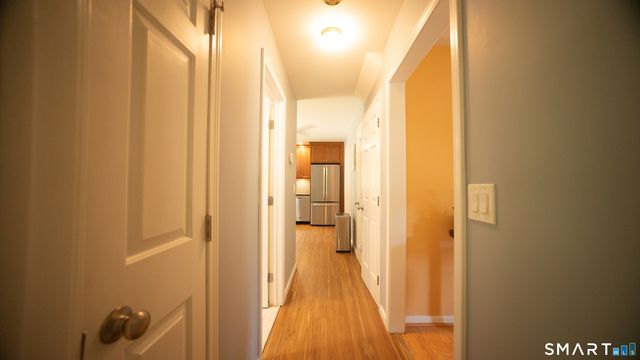 18 Kendall Circle, Waterbury, CT 06708