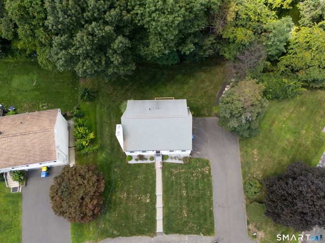 18 Kendall Circle, Waterbury, CT 06708