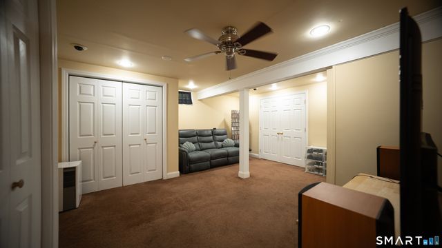 18 Kendall Circle, Waterbury, CT 06708
