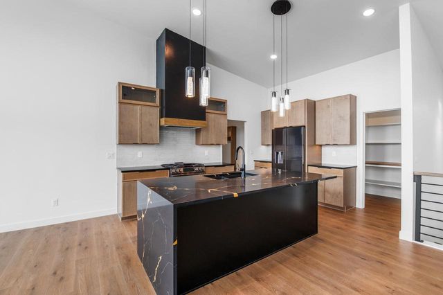 308 KERRIGAN DRIVE, Wrightstown, WI 54180