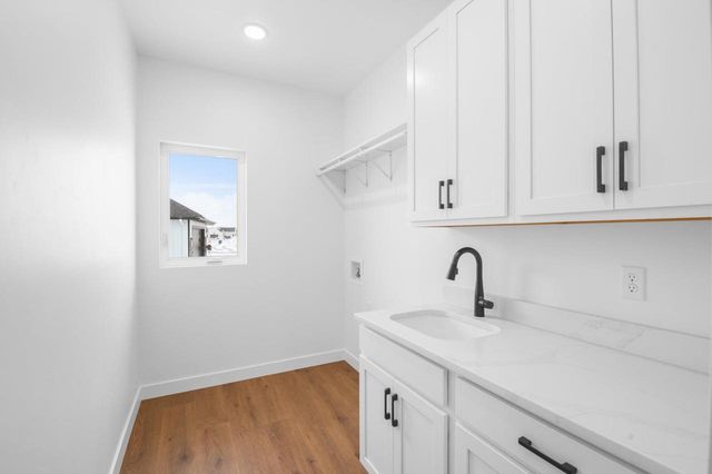 308 KERRIGAN DRIVE, Wrightstown, WI 54180