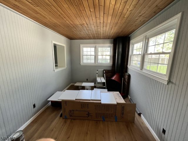 60 Commercial Ave A, Woodbridge Twp., NJ 07001