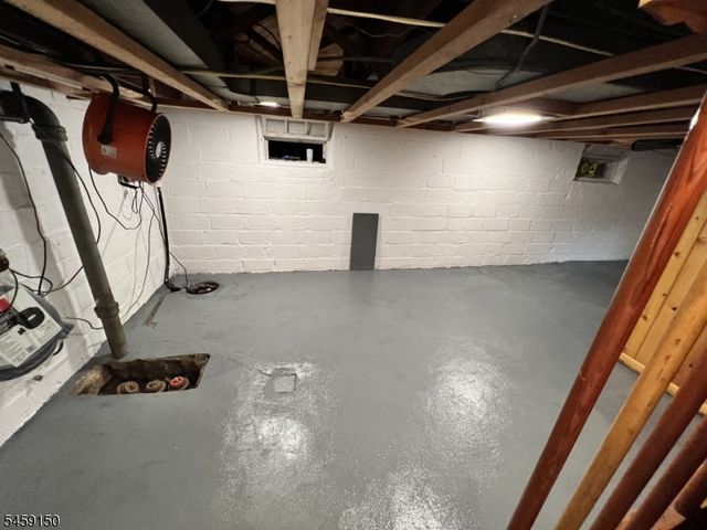 60 Commercial Ave A, Woodbridge Twp., NJ 07001