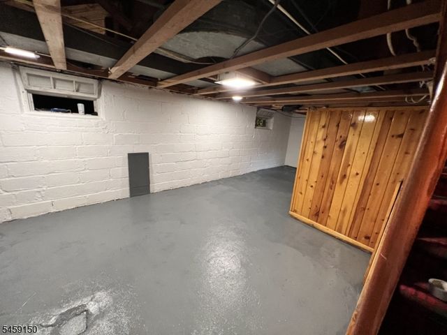60 Commercial Ave A, Woodbridge Twp., NJ 07001