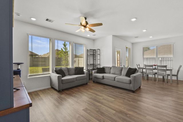 2851 Paradise Ridge Way, Conroe, TX 77301