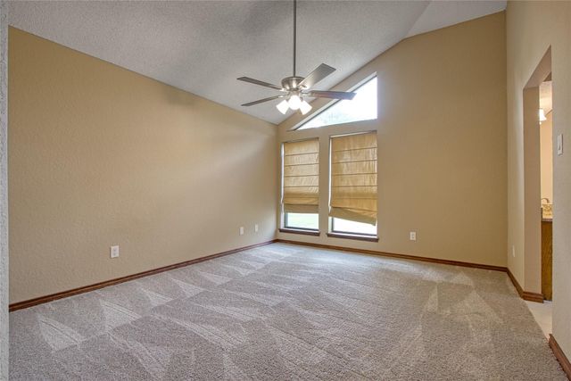 339 Freeman Boulevard, West Columbia, TX 77486