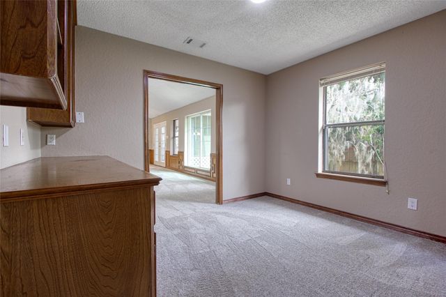 339 Freeman Boulevard, West Columbia, TX 77486
