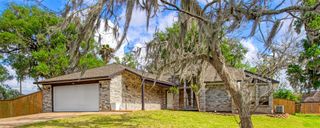 339 Freeman Boulevard, West Columbia, TX 77486