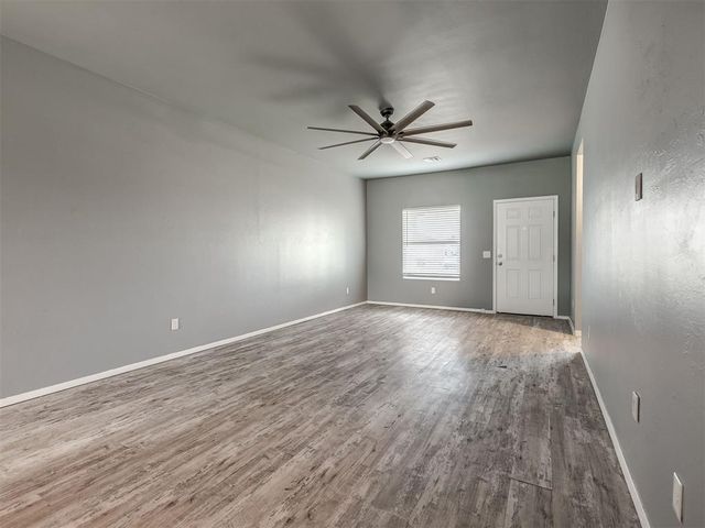 7617 Leichter Avenue, Oklahoma City, OK 73132