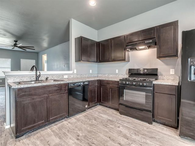 7617 Leichter Avenue, Oklahoma City, OK 73132