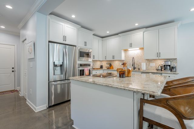 1342 Hixson Pike, Chattanooga, TN 37405