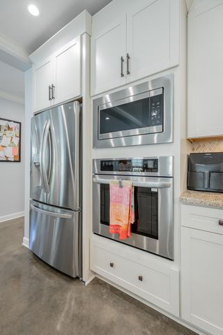 1342 Hixson Pike, Chattanooga, TN 37405