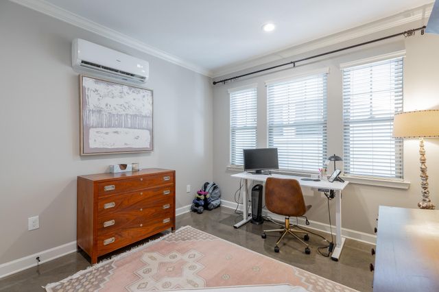 1342 Hixson Pike, Chattanooga, TN 37405