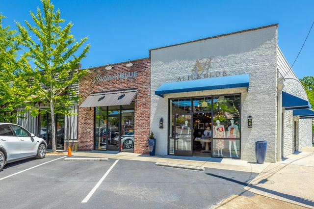 1342 Hixson Pike, Chattanooga, TN 37405