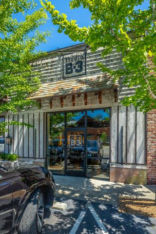 1342 Hixson Pike, Chattanooga, TN 37405