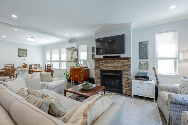 1342 Hixson Pike, Chattanooga, TN 37405