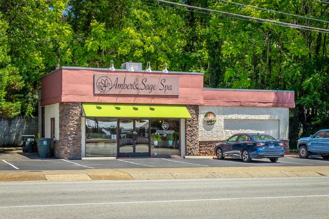 1342 Hixson Pike, Chattanooga, TN 37405