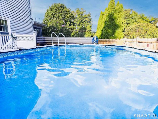 271 Meriden Avenue, Southington, CT 06489
