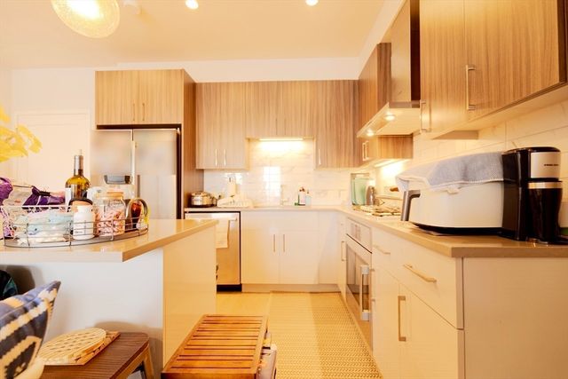 50 Symphony Rd 501, Boston, MA 02115