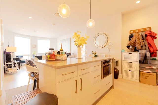 50 Symphony Rd 501, Boston, MA 02115