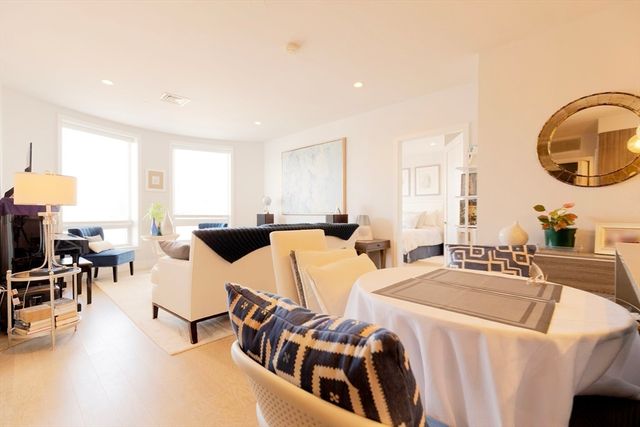 50 Symphony Rd 501, Boston, MA 02115