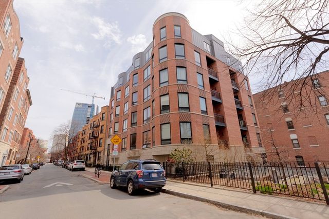 50 Symphony Rd 501, Boston, MA 02115