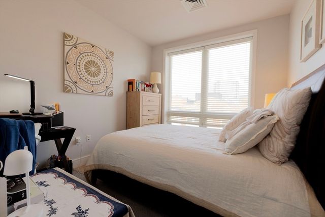 50 Symphony Rd 501, Boston, MA 02115