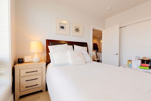 50 Symphony Rd 501, Boston, MA 02115