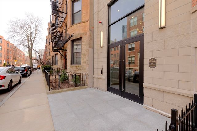 50 Symphony Rd 501, Boston, MA 02115