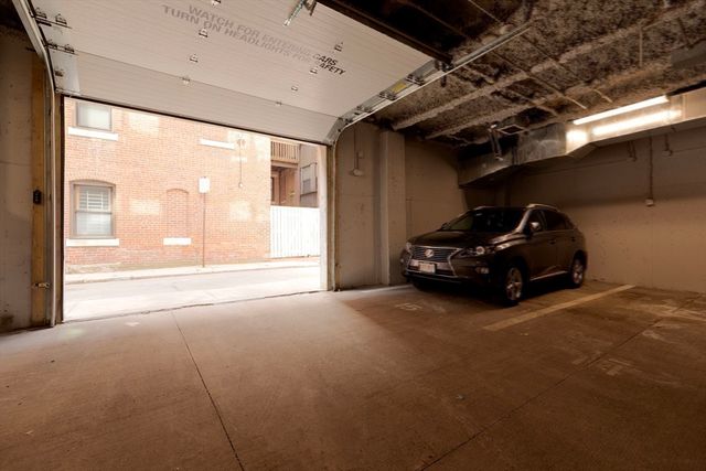 50 Symphony Rd 501, Boston, MA 02115