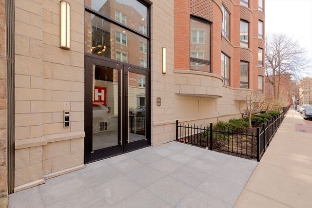 50 Symphony Rd 501, Boston, MA 02115