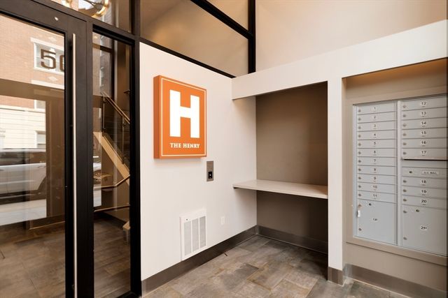 50 Symphony Rd 501, Boston, MA 02115