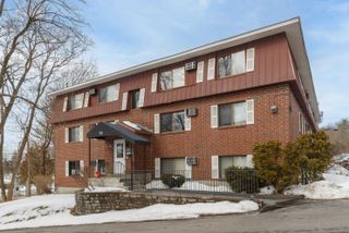 525 Calef Rd Apt 22, Manchester, NH 03103