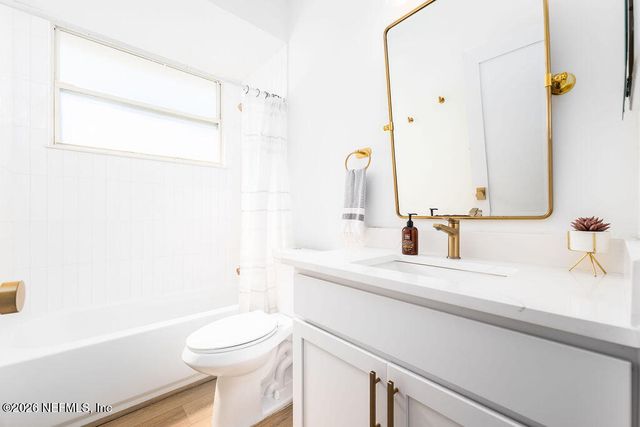 4443 CHASEWOOD Drive, Jacksonville, FL 32225