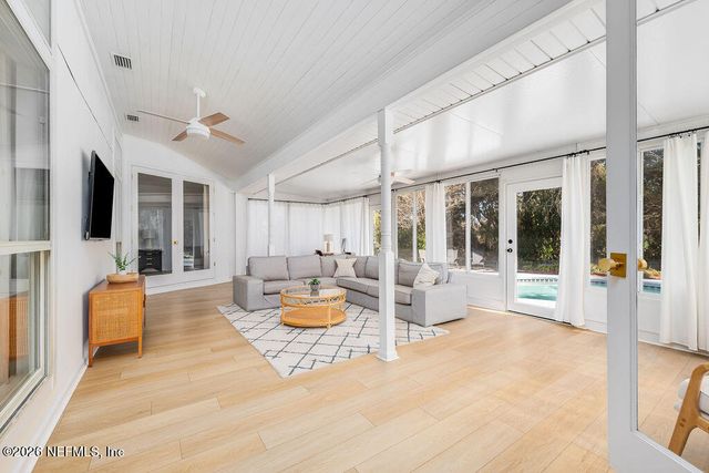 4443 CHASEWOOD Drive, Jacksonville, FL 32225