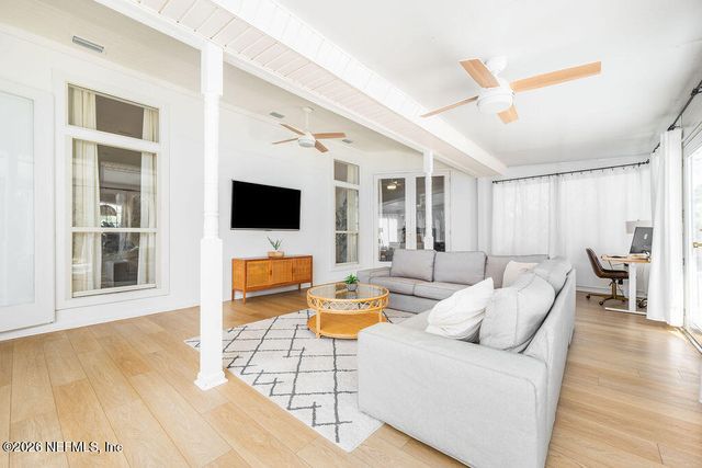 4443 CHASEWOOD Drive, Jacksonville, FL 32225