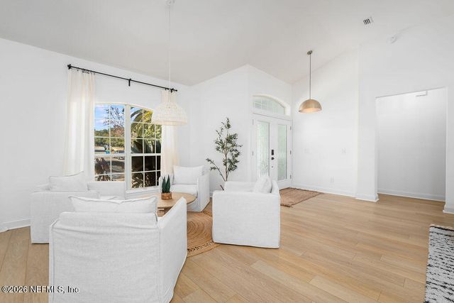 4443 CHASEWOOD Drive, Jacksonville, FL 32225