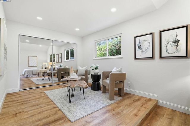 240 Carmelita Pl, Fremont, CA 94539