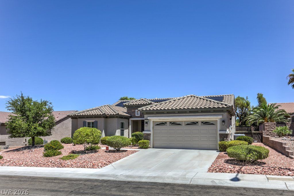 2318 Black River Falls Drive, Henderson, NV 89044 — photo 4