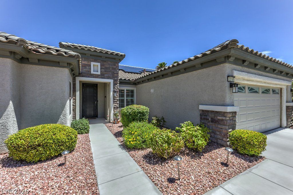 2318 Black River Falls Drive, Henderson, NV 89044 — photo 5