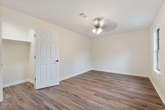 10 Woodbridge Drive, Conway, AR 72034