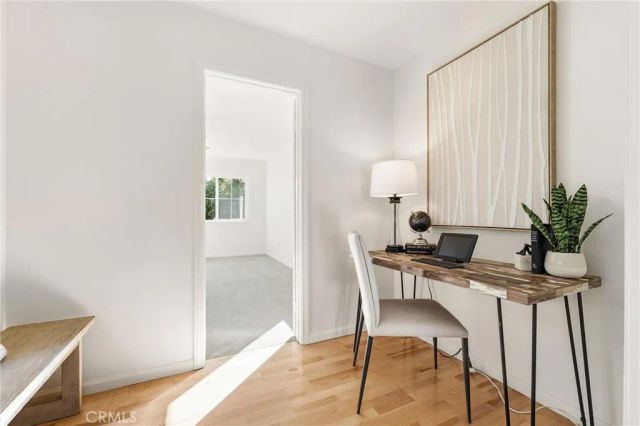 81 Linhaven, Irvine, CA 92602