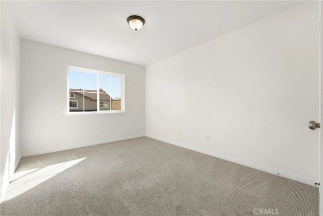 81 Linhaven, Irvine, CA 92602