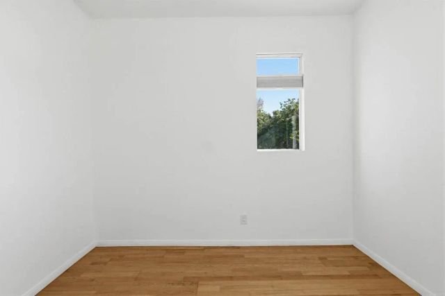 1542 W 17th Street, Los Angeles, CA 90006