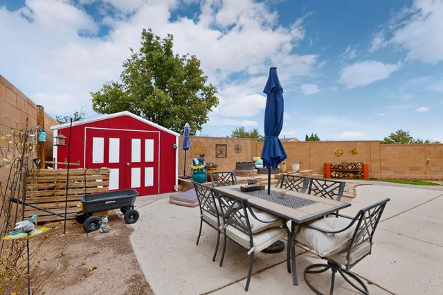 3735 Buckskin Loop NE, Rio Rancho, NM 87144