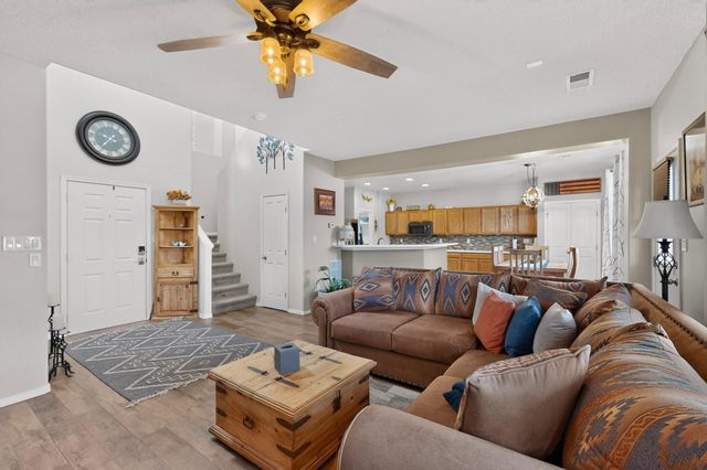 3735 Buckskin Loop NE, Rio Rancho, NM 87144