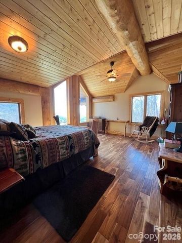 51 Airport Road, Mars Hill, NC 28754